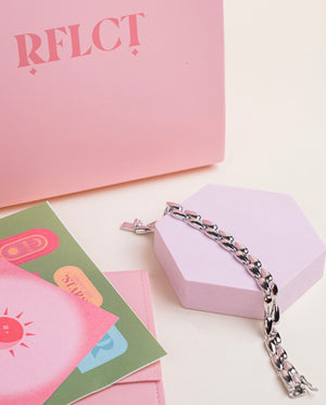Open image in slideshow, Twin gleam bracelet
