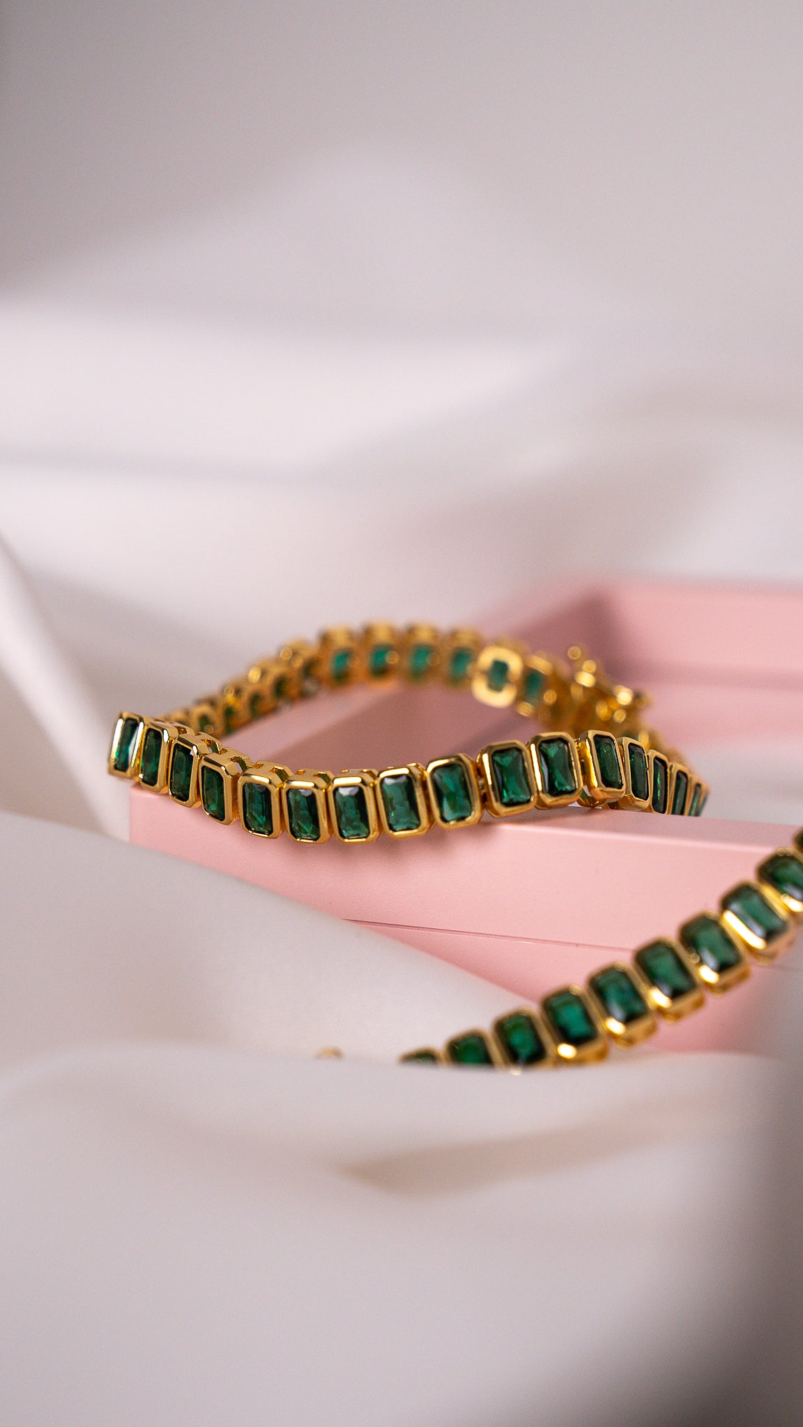 emerald cube bracelet