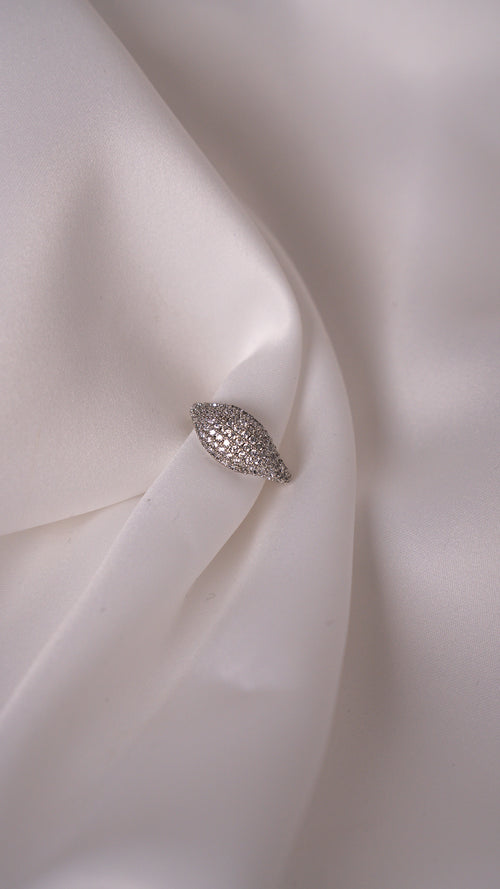 array pinky ring